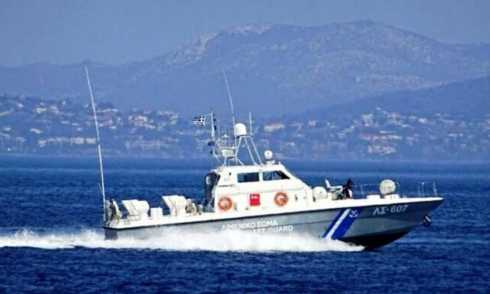 Μυτιλήνη: Απεγκλωβισμός 33 ατόμων από βραχονησίδα